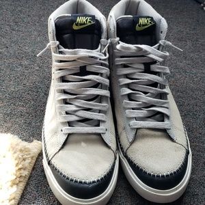Mens size 13 Nike